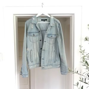 Oversized Distressed Light Denim Jacket!